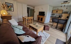 Appartement rénové proche de Luz Saint Sauveur 1chambre et 1 coin cabine